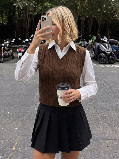 Women's Cable Knit V-Neck Sweater Vest, Sleeveless Preppy Layering Top for Fall - Brown