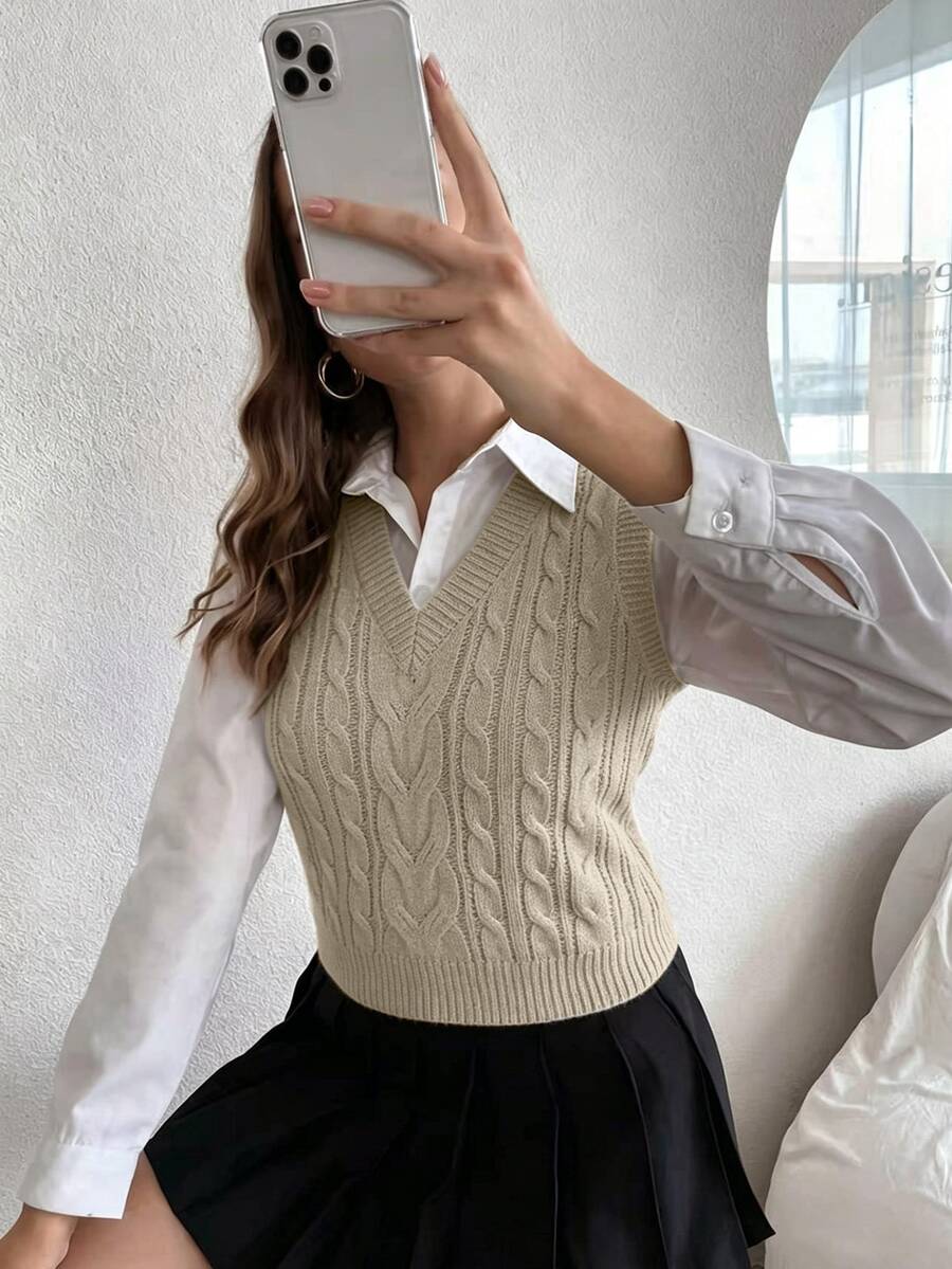 Winifred Classic Cable Knit V-Neck Sleeveless Sweater Vest - Stone