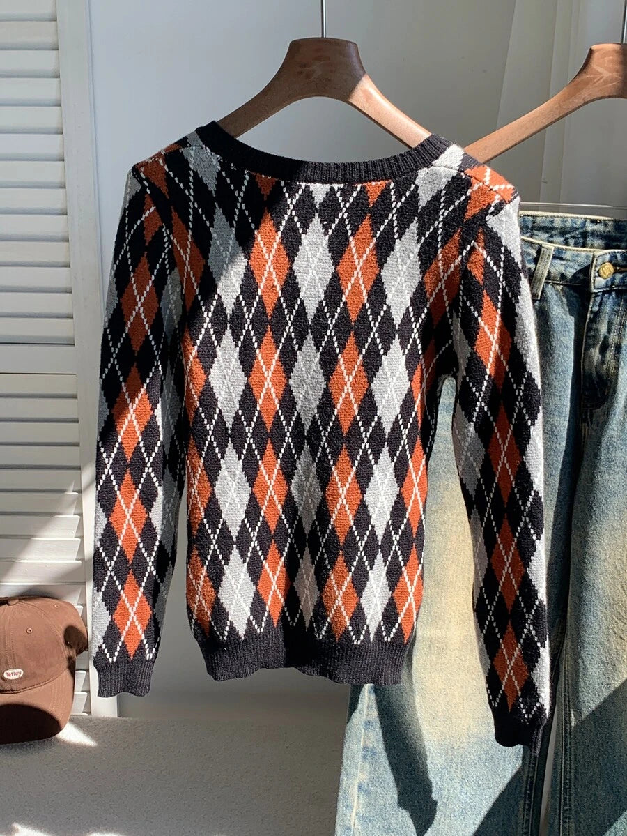 Saskia Slim V Neck Twist Cable Knit Sweater with Contrast Trim - Argyle