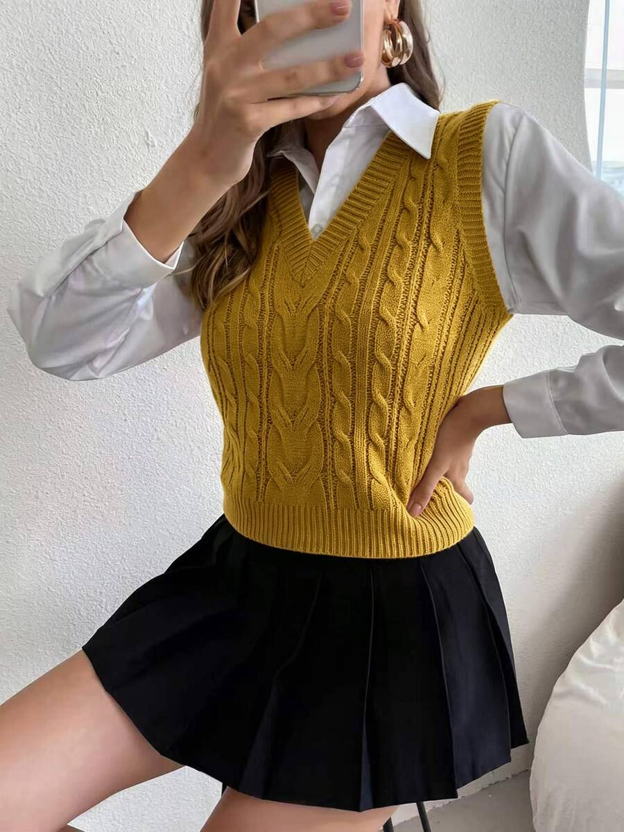 Winifred Classic Cable Knit V-Neck Sleeveless Sweater Vest - Mustard