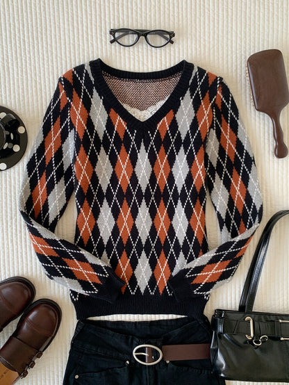 Saskia Slim V Neck Twist Cable Knit Sweater with Contrast Trim - Argyle