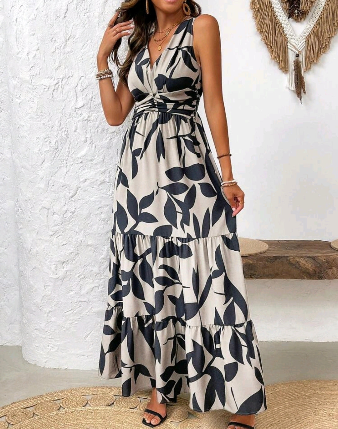 Aria Leaf Print V-Neck Tiered Maxi Dress Summer Mensa