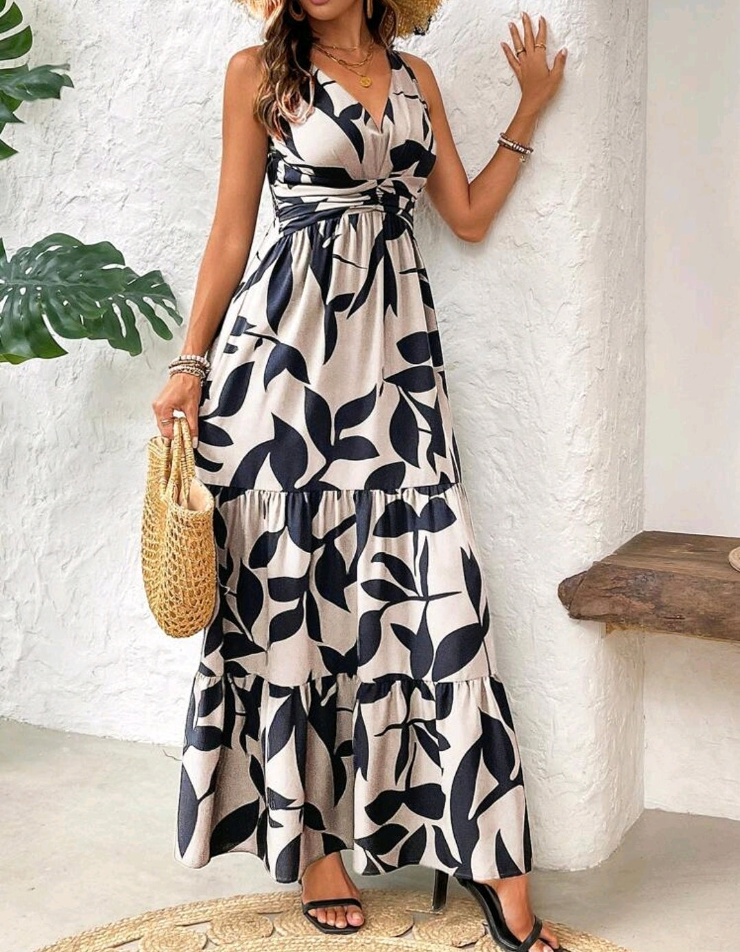 Aria Leaf Print V-Neck Tiered Maxi Dress Summer Mensa