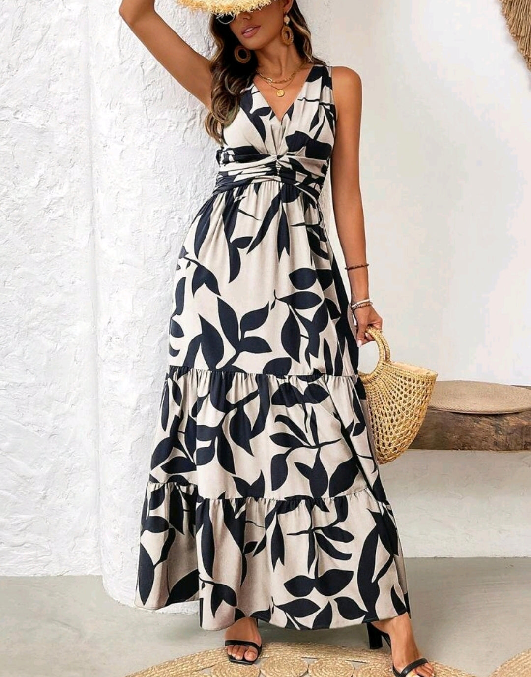 Aria Leaf Print V-Neck Tiered Maxi Dress Summer Mensa