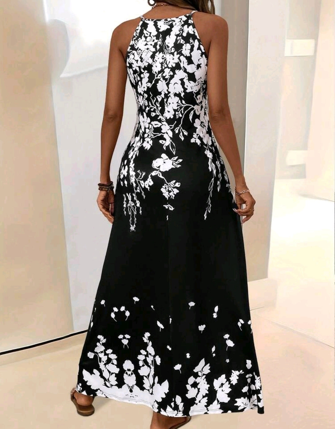 Sophia Floral Spaghetti Strap V-Neck Midi Dress Summer Mensa